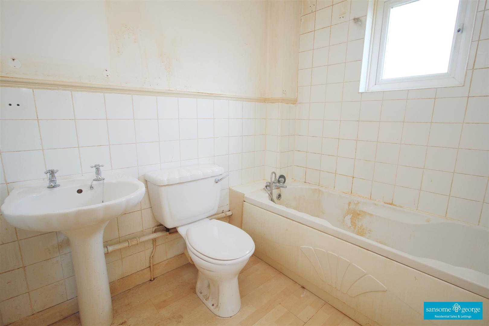Charlville Drive, Calcot, Reading
